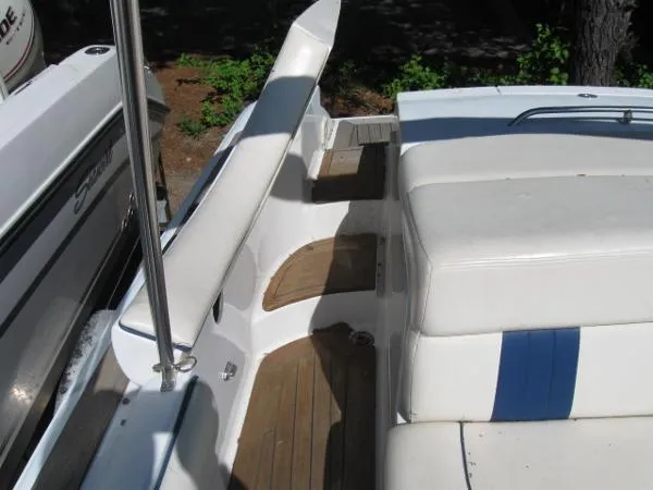 Slide: The Image of Chris-Craft 28 LAUNCH 2003 - 5