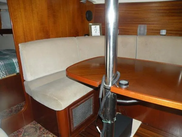 Slide: The Image of Beneteau Oceanis 351 1995 - 3
