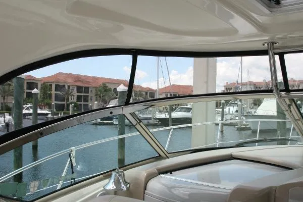 Slide: The Image of Sea Ray 420 Sundancer 2004 - 6