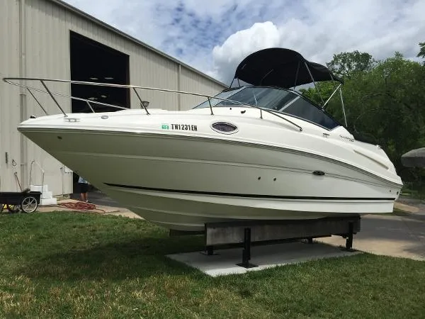 Slide: The Image of Sea Ray 240 Sundancer 2010 - 0