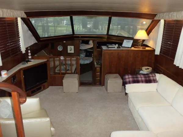 Slide: The Image of Californian 42 Motoryacht 1986 - 7