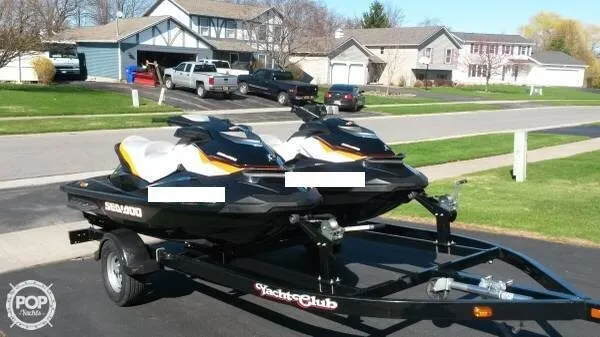 Slide: The Image of Sea-Doo (2) GTI SE 155 2012 - 5