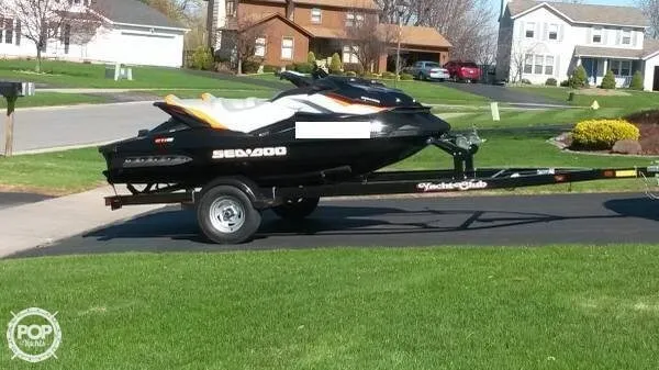 Slide: The Image of Sea-Doo (2) GTI SE 155 2012 - 6