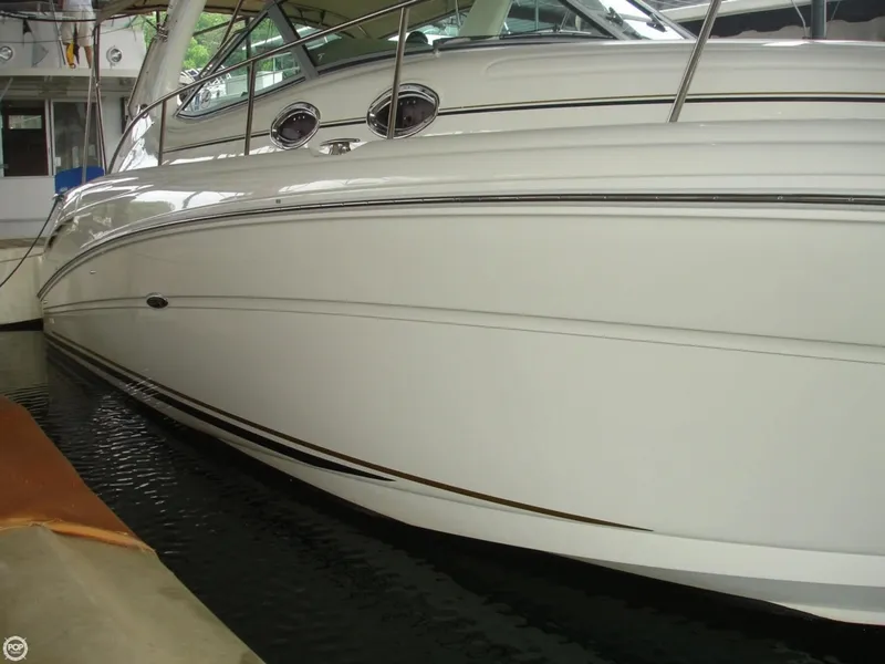 Slide: The Image of Sea Ray 300 Sundancer 2003 - 3