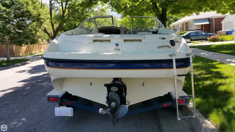 Slide: The Image of Bayliner 212 Cuddy 2004 - 1
