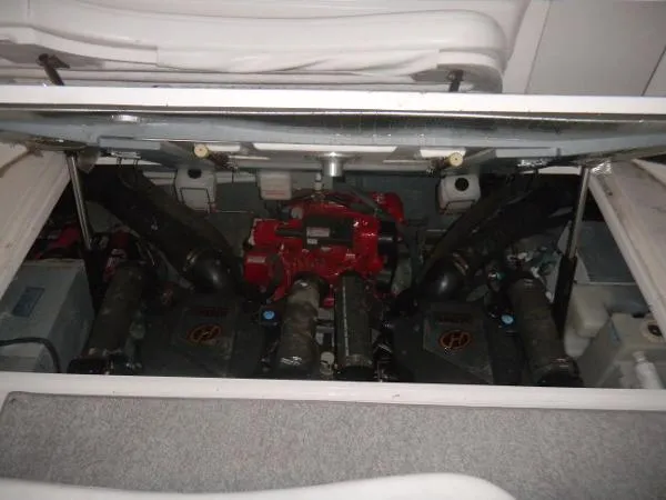 Slide: The Image of Sea Ray Sundancer 310 2002 - 3
