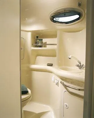 Slide: The Image of Sea Ray Sundancer 310 2002 - 4