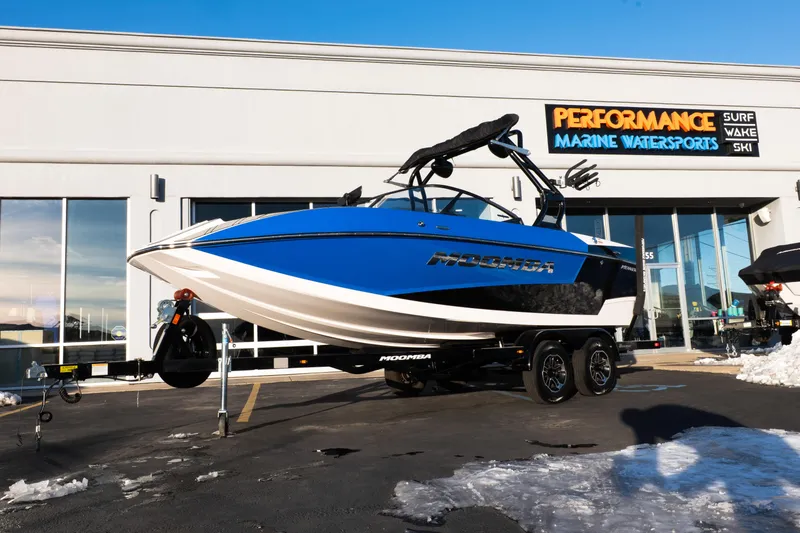 The Image of 2021 Moomba Mondo boat displayed at Performance Marine Watersports dealership. - 0