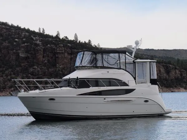 Slide: The Image of Meridian 368 Motoryacht 2008 - 9