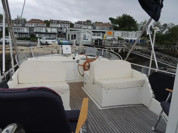 Slide: The Image of Grand Banks Classic 1989 - 8