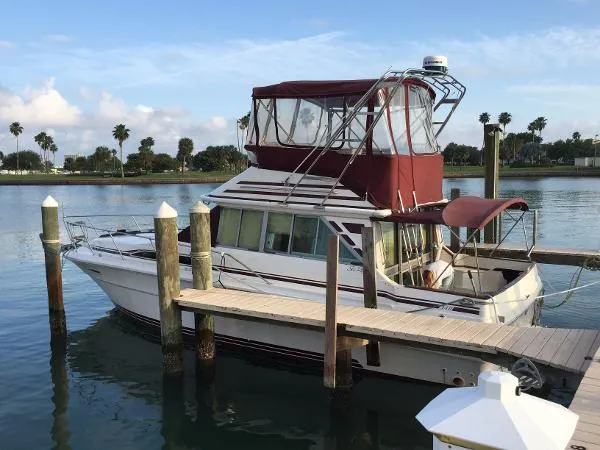 Slide: The Image of Sea Ray 340 Sedan Bridge 1985 - 0