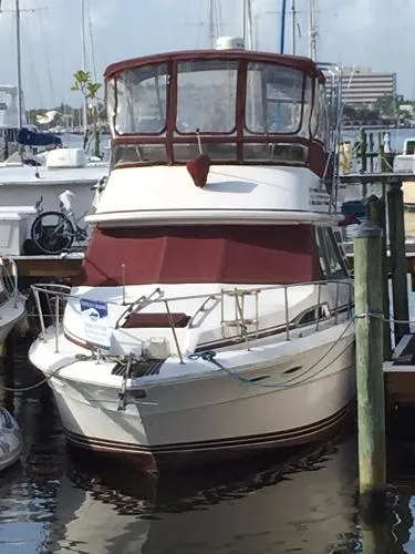 Slide: The Image of Sea Ray 340 Sedan Bridge 1985 - 1