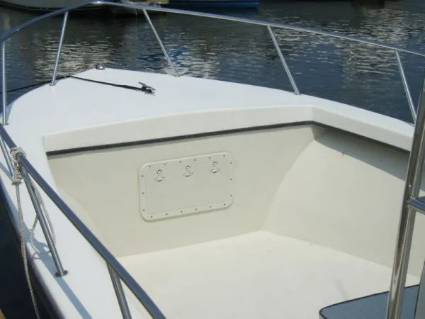 Slide: The Image of C-Hawk 26 Center Console 2005 - 2