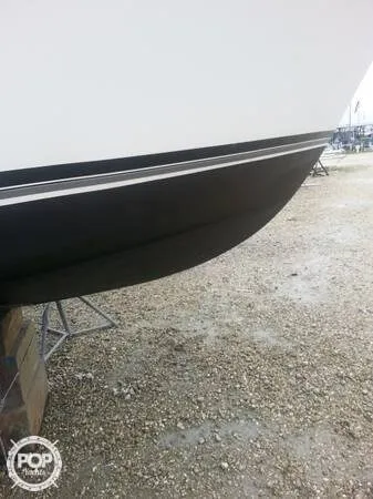 Slide: The Image of Carver Yachts 3227 Convertible 1985 - 6