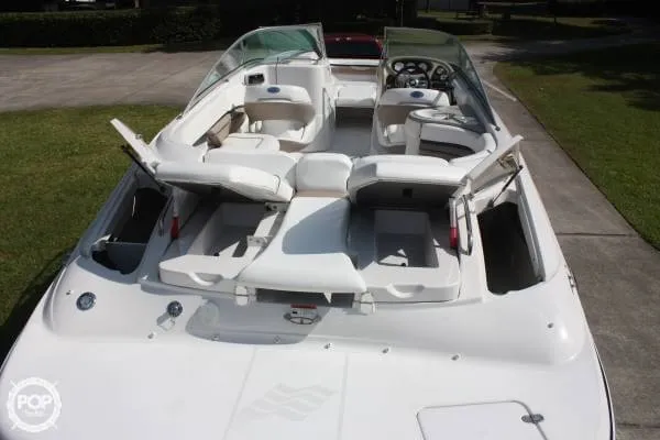 Slide: The Image of Four Winns 230 Horizon 2005 - 2