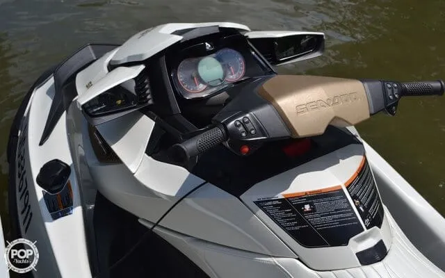 Slide: The Image of Sea-Doo GTX Limited iS 260 2012 - 2