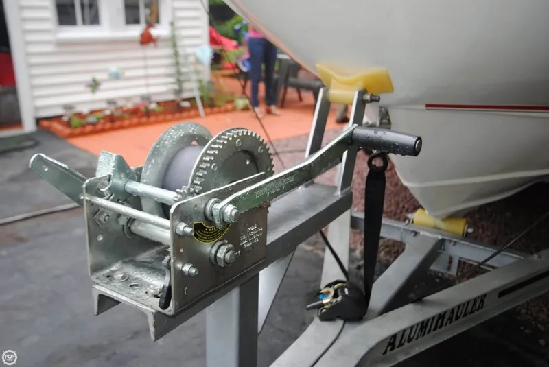 Slide: The Image of Boston Whaler Rage 18 1996 - 11