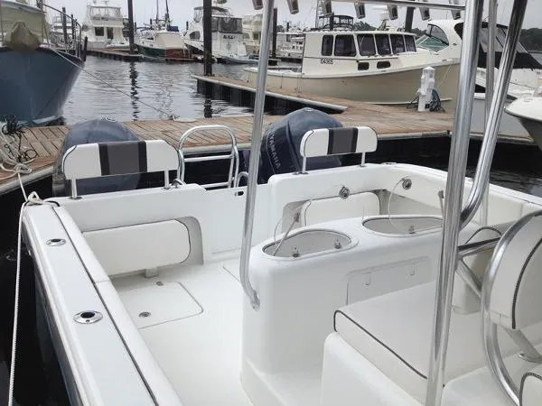 Slide: The Image of Twin Vee Powercats Hydrofoil 35 Catamaran 2014 - 8