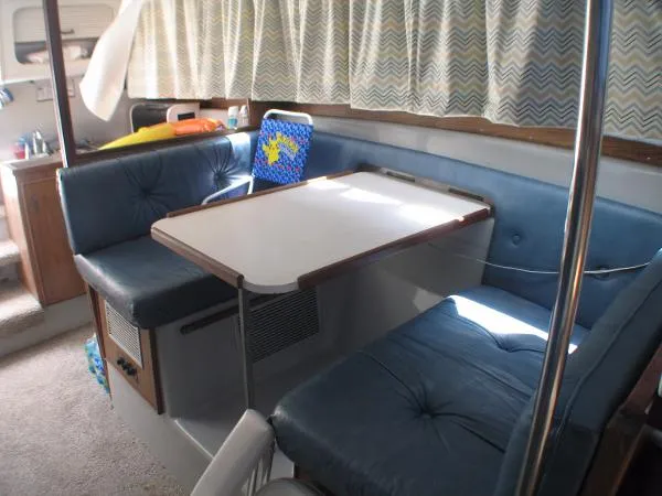 Slide: The Image of Chris-Craft 292 Catalina 1988 - 11