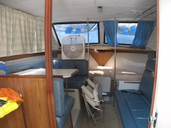 Slide: The Image of Chris-Craft 292 Catalina 1988 - 8