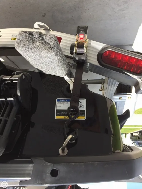 Slide: The Image of Sea-Doo GTI 155 Limited 2014 - 10