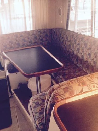 Slide: The Image of Carver Yachts 3227 Sedan Mid Cabin 1985 - 4