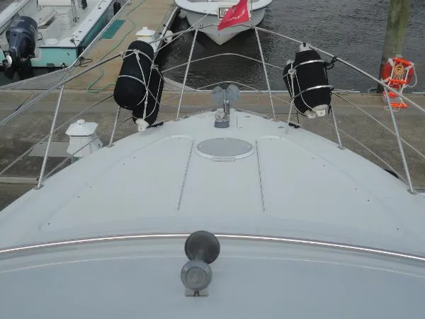 Slide: The Image of Carver Yachts 396 ES Motor Yacht 2005 - 6