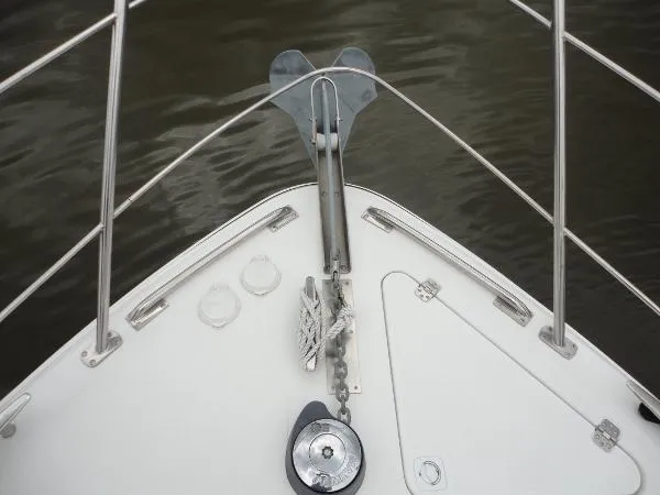 Slide: The Image of Carver Yachts 396 ES Motor Yacht 2005 - 7