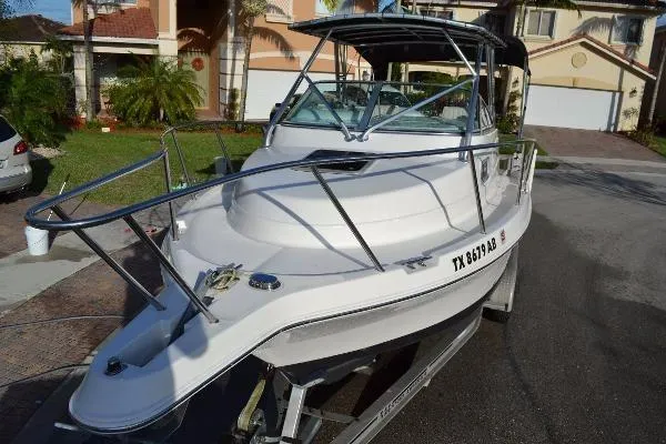Slide: The Image of Robalo 235 Walk Around 2005 - 3