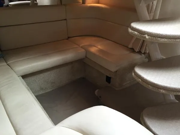 Slide: The Image of Sea Ray 320 Sundancer 2003 - 10