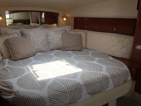 Slide: The Image of Sea Ray 320 Sundancer 2003 - 6