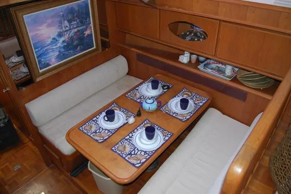 Slide: The Image of Aquarius Trawler/Motoryacht 1988 - 10