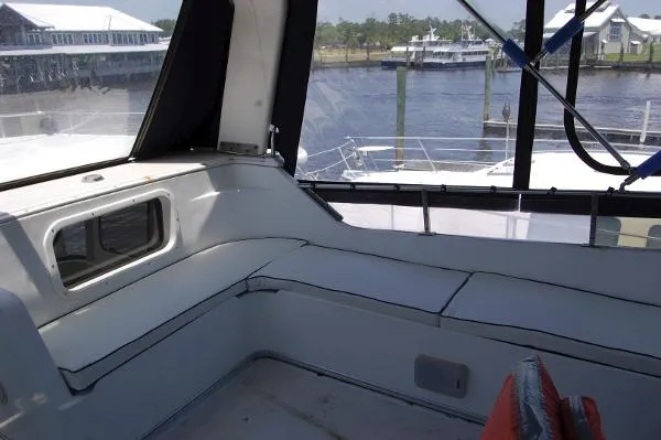 Slide: The Image of Aquarius Trawler/Motoryacht 1988 - 2