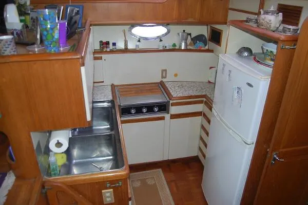 Slide: The Image of Aquarius Trawler/Motoryacht 1988 - 9