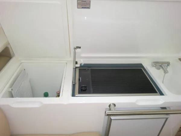 Slide: The Image of Fairline Targa 48 1999 - 8