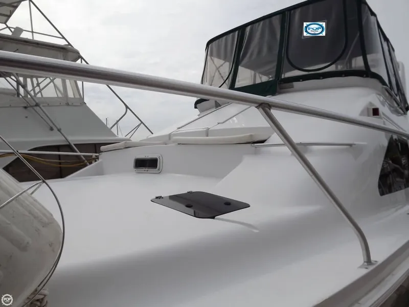 Slide: The Image of Mainship 40 Sedan Bridge 1998 - 11