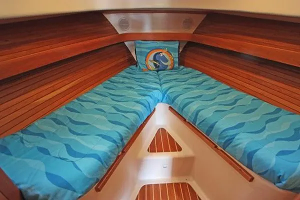 Slide: The Image of Mainship Pilot 34 2003 - 5