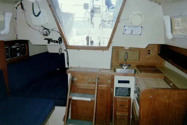 Slide: The Image of Catalina 27 1985 - 5