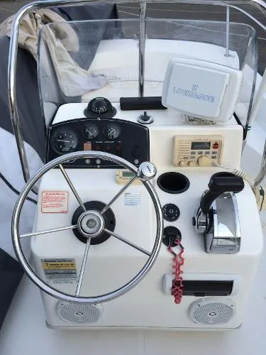 Slide: The Image of Boston Whaler 170 Montauk with Trailer 2003 - 5