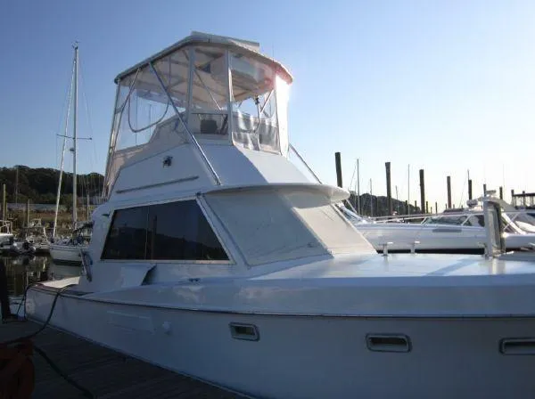 Slide: The Image of Hatteras 34 Sport Fish 1969 - 0