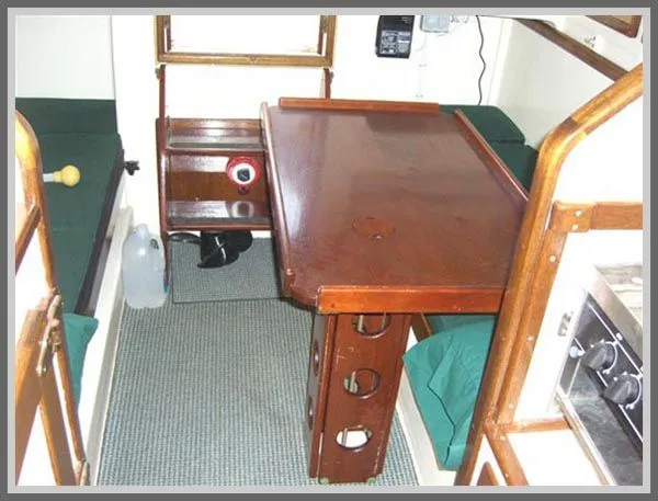Slide: The Image of Philip Bolger 22 Retriever 1996 - 6
