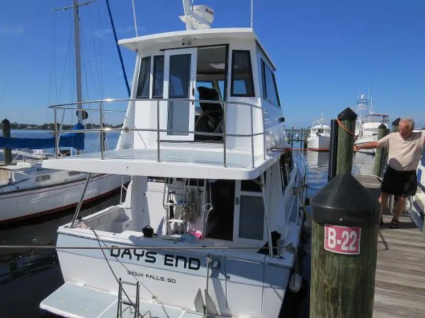 Slide: The Image of Bayliner 3888 Motoryacht 1991 - 3