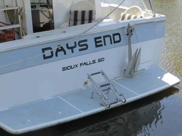 Slide: The Image of Bayliner 3888 Motoryacht 1991 - 4