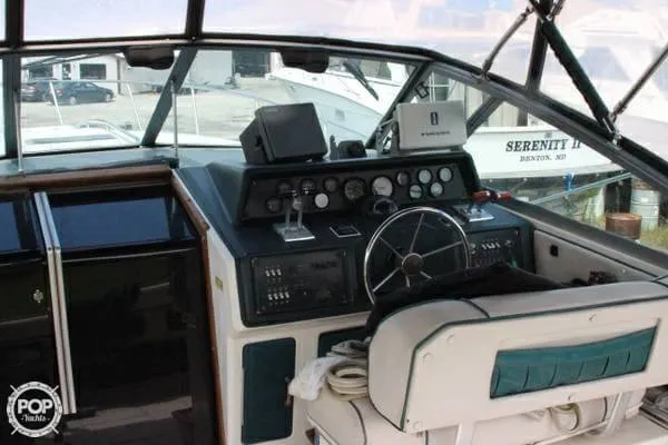 Slide: The Image of Sea Ray 340 Sundancer 1986 - 2