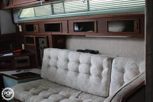 Slide: The Image of Sea Ray 340 Sundancer 1986 - 7