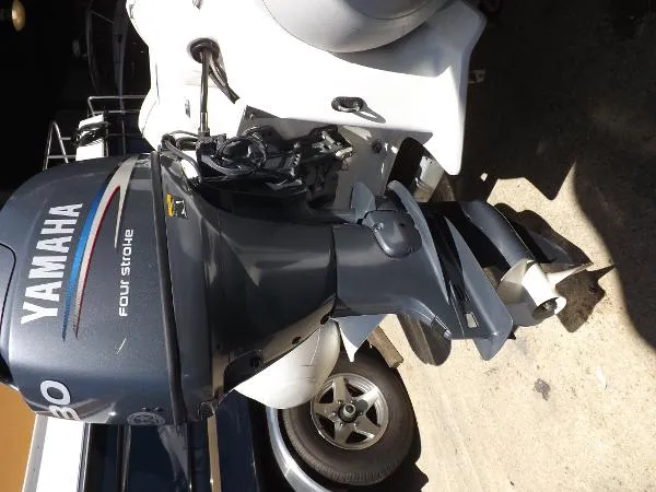 Slide: The Image of Zodiac RIB Yachtline 340 R 2004 - 4