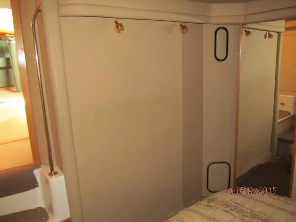 Slide: The Image of Sea Ray 420 Aft Cabin-ESTATE S A L E 1998 - 4