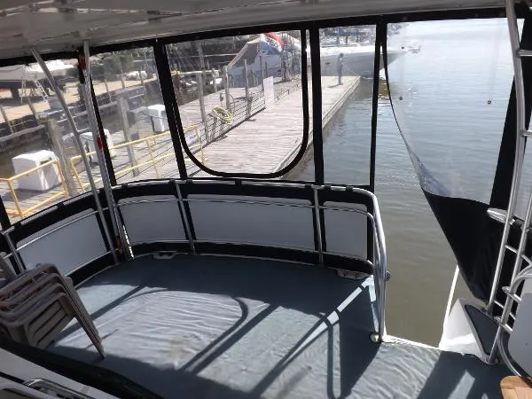 Slide: The Image of Mainship 34 Motor Yacht 1997 - 3