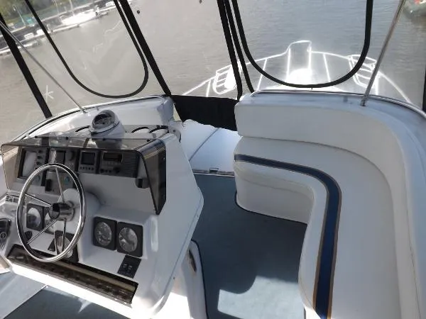 Slide: The Image of Mainship 34 Motor Yacht 1997 - 7
