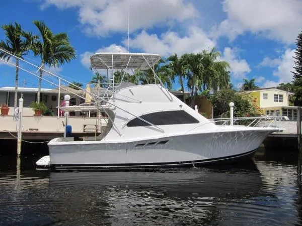 Slide: The Image of Luhrs 36 Convertible 2000 - 0